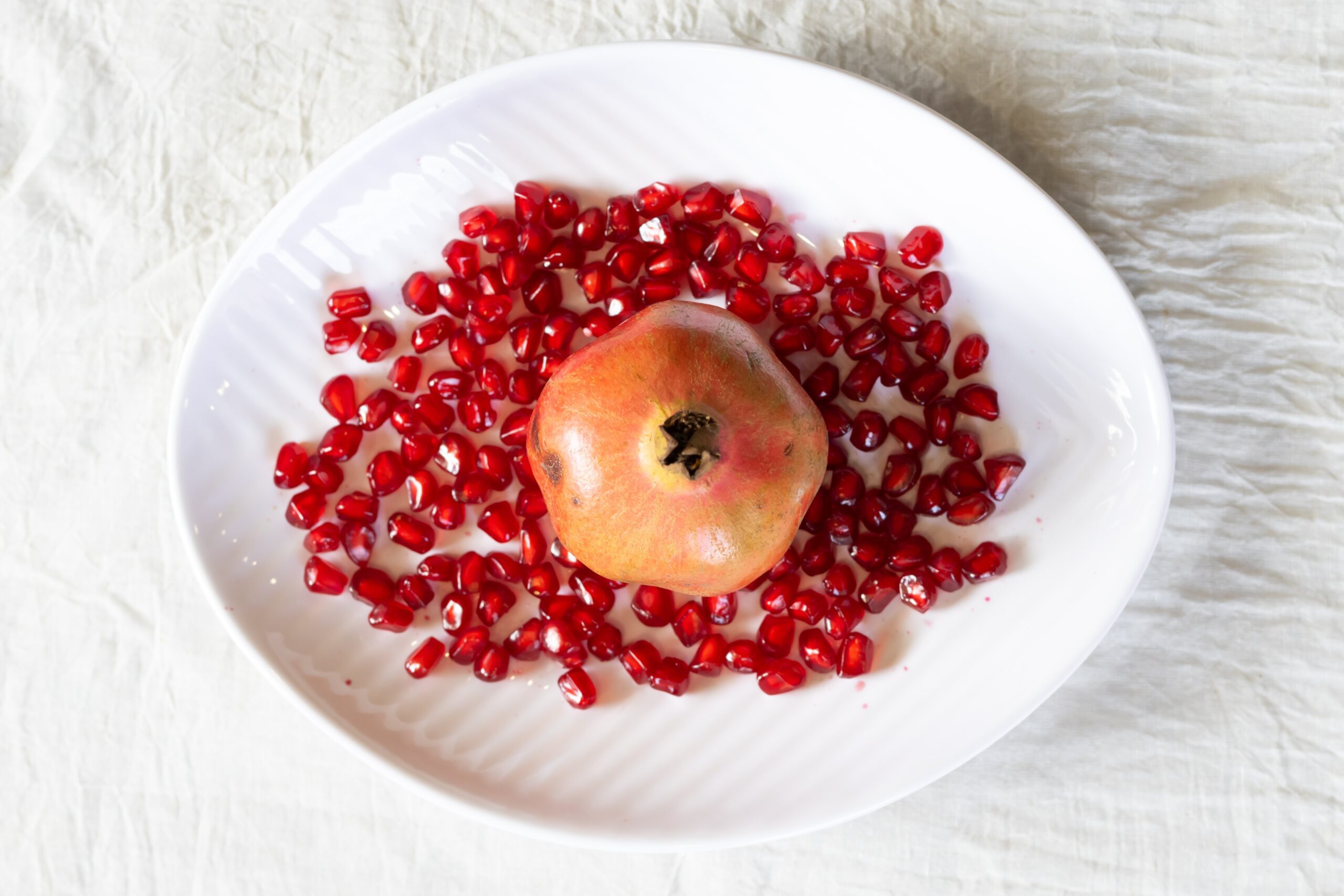 Pomegranate for egg freezing diet